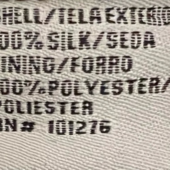 Beautiful long duster, like buttoned up top. 6 - Picture 4 of 4